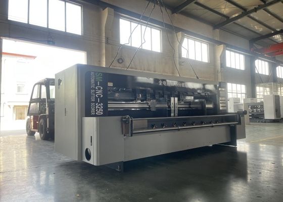 Machine de découpeuse à lame mince CNC 3250 avancée pour la découpe et la découpe précises à une vitesse de 150 m/min
